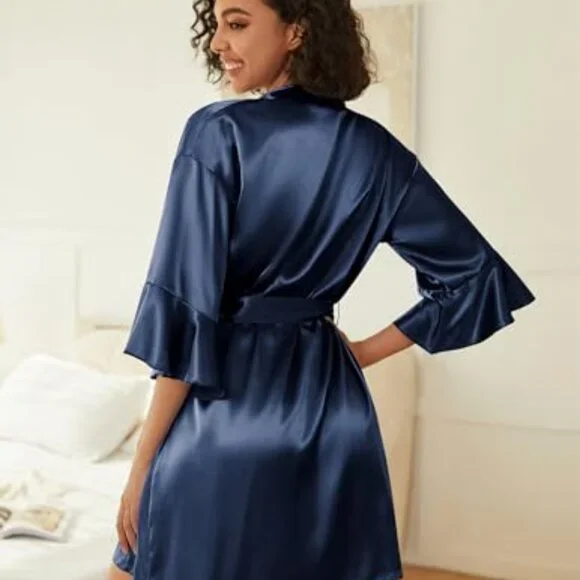 Satin Robe Set Elegant V-Neck Kimono Nightgown Adjustable Straps Pockets